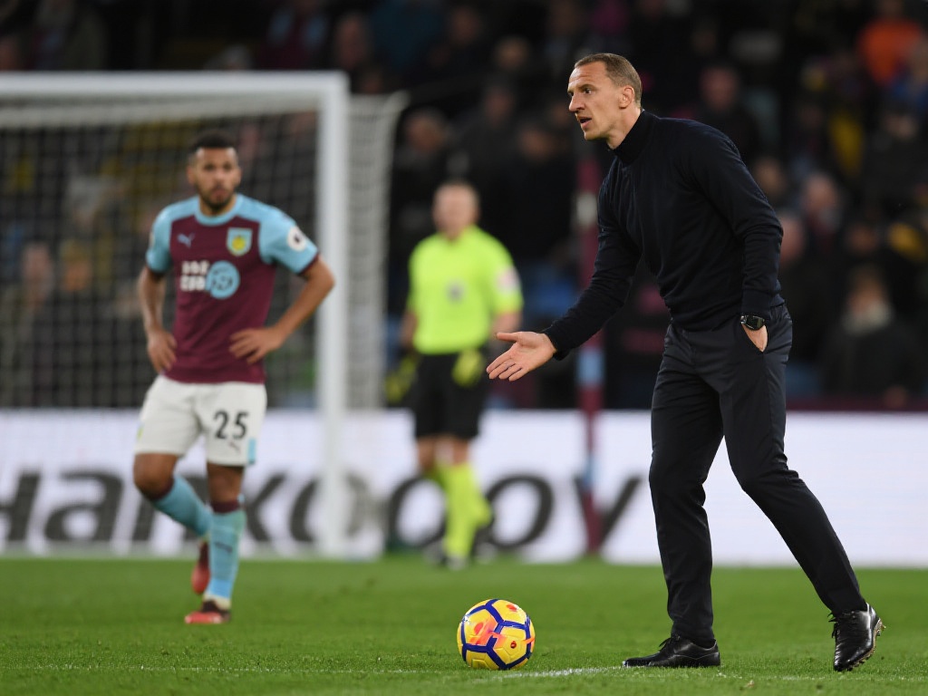 队的一次 队的一次